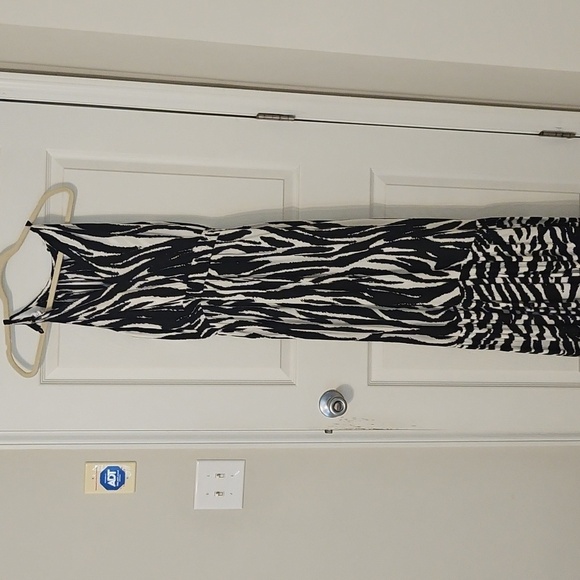 Calvin Klein Monochrome Zebra Print Dress - Picture 6 of 10